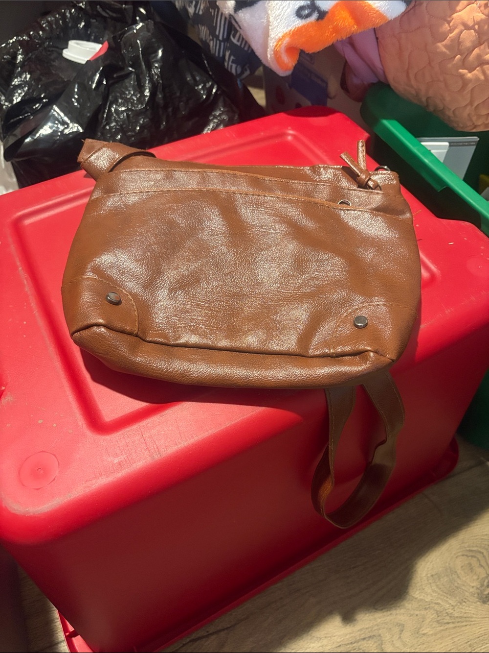 Classic Brown Crossbody Bag - Leather-Style Shoulder Purse